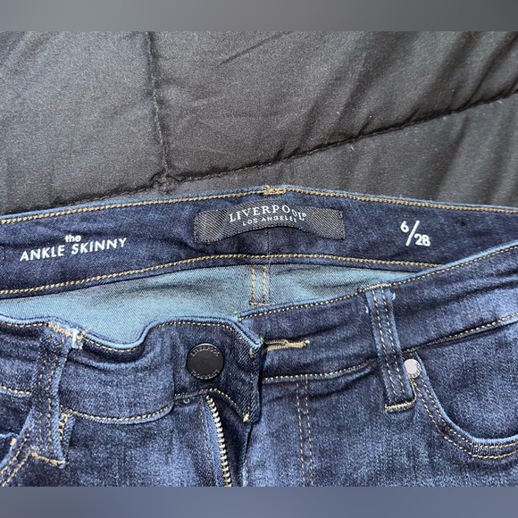 Liverpool Dark Wash Abby Skinny Jeans Size 6/28 Regular - Picture 5 of 7